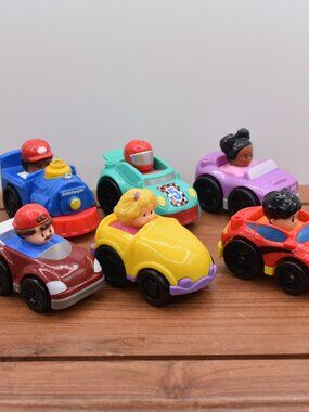 Fisher Price Little People Wheelies Race Cars Planes Vehicles Lot of 06